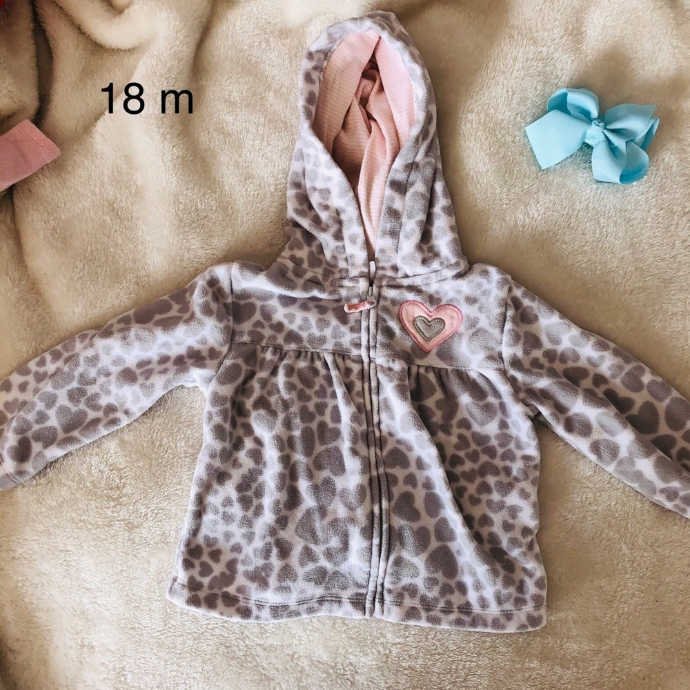 Hooded Zipup